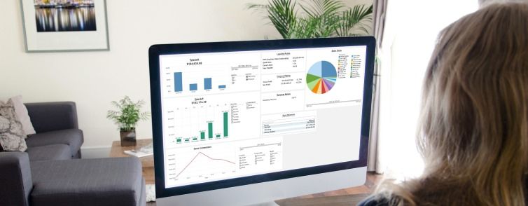 Woman using Qview