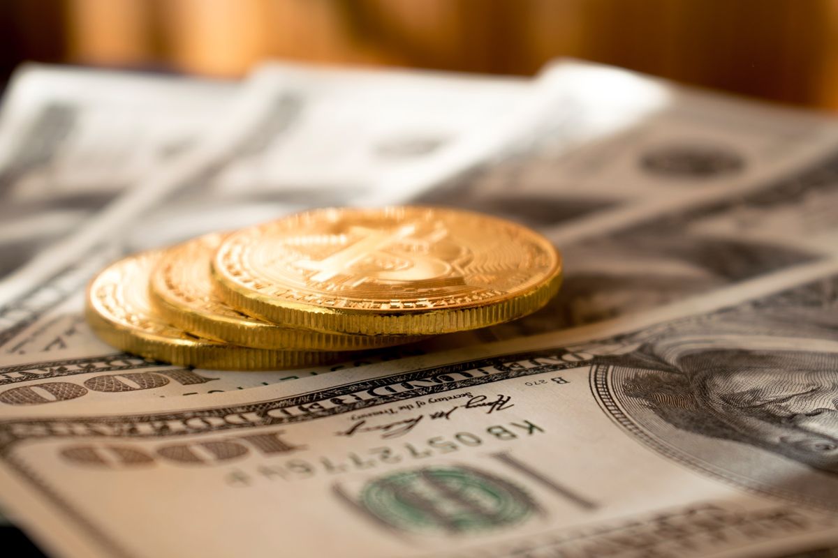 coins/currency (b2b benefits)